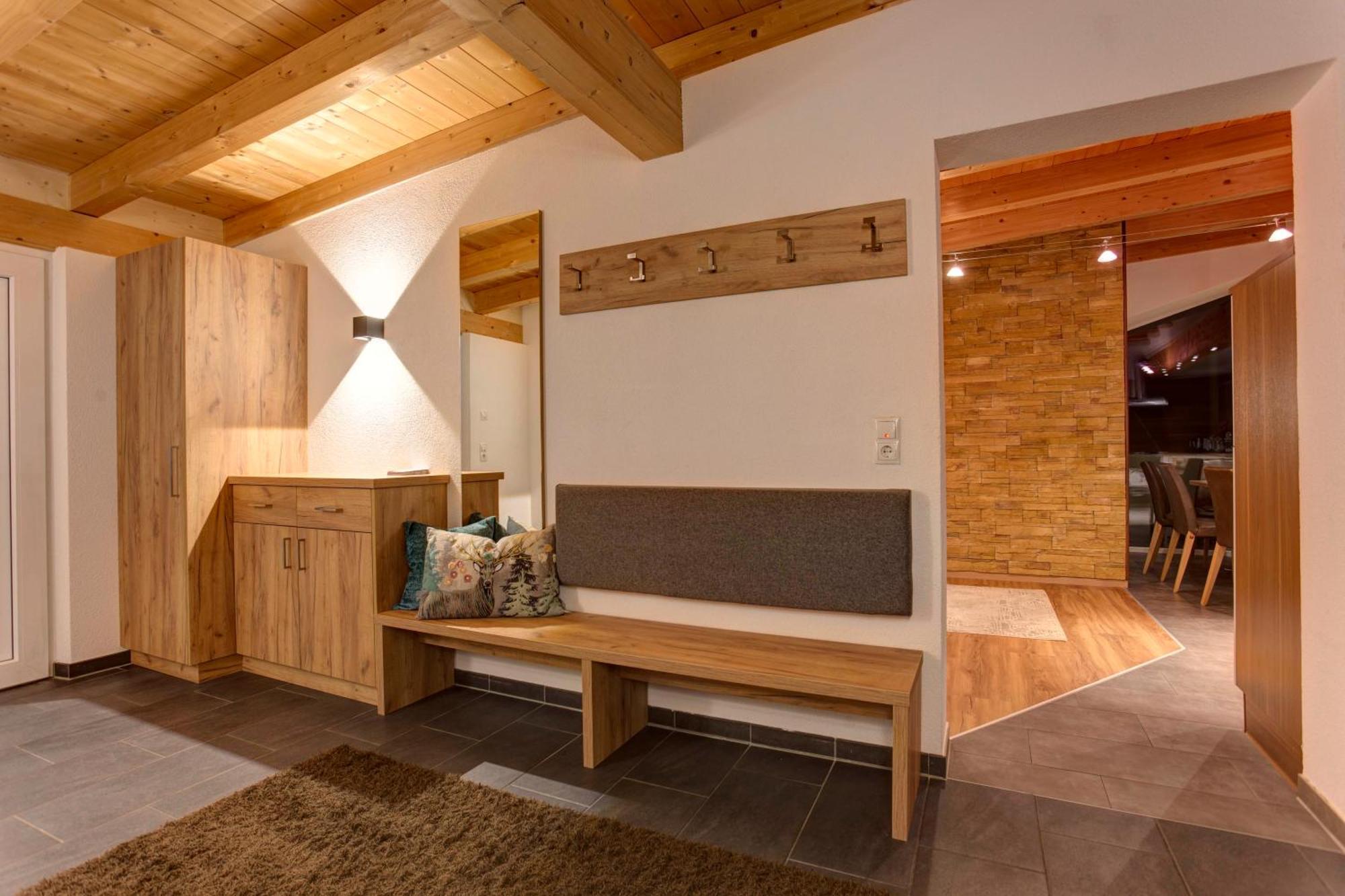Haus Mattle Apartment เพทท์นอย อัม อาร์ลแบร์ก ภายนอก รูปภาพ